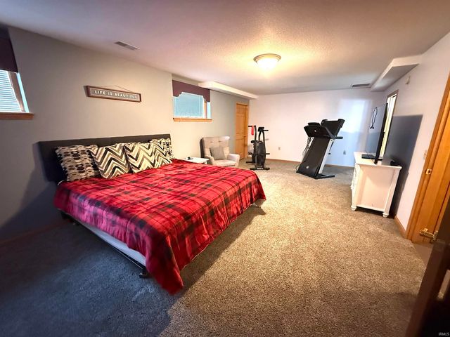 14 Millside Road, Huntington, IN 46750