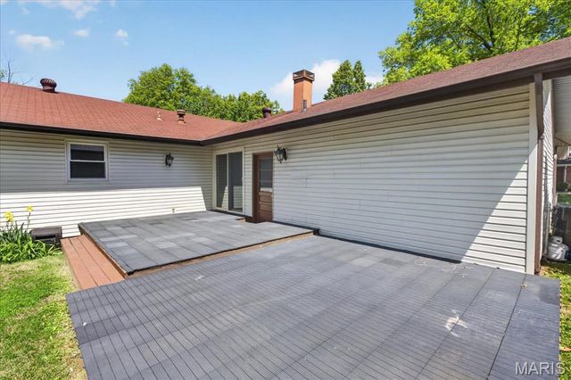 1421 Nancy Lee Drive, St Louis, MO 63146