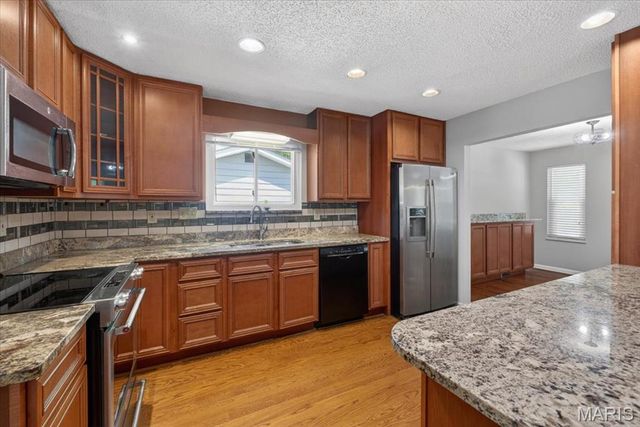 1421 Nancy Lee Drive, St Louis, MO 63146
