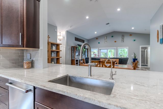 11420 NW 26th Street, Plantation, FL 33323