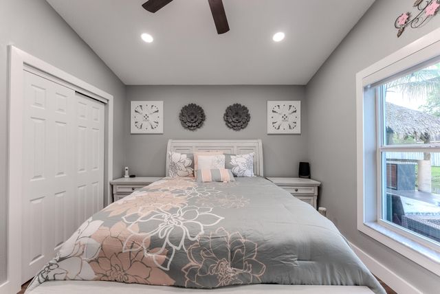 11420 NW 26th Street, Plantation, FL 33323