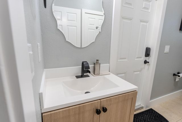 11420 NW 26th Street, Plantation, FL 33323