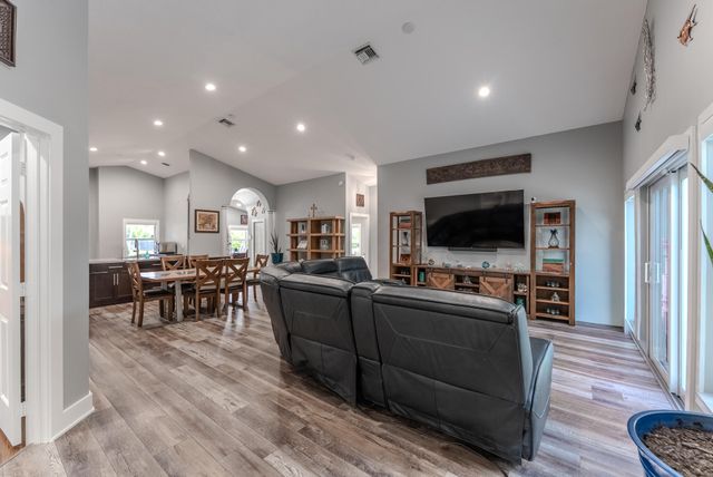 11420 NW 26th Street, Plantation, FL 33323