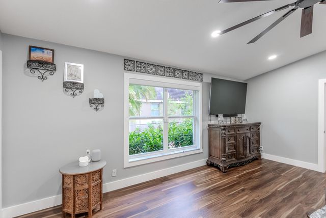 11420 NW 26th Street, Plantation, FL 33323