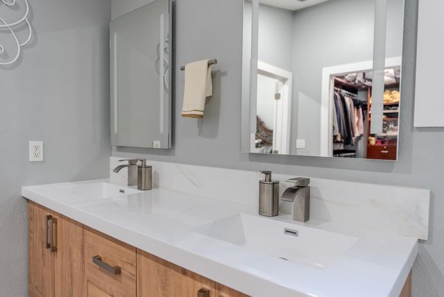 11420 NW 26th Street, Plantation, FL 33323