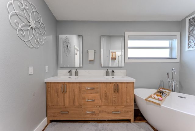 11420 NW 26th Street, Plantation, FL 33323