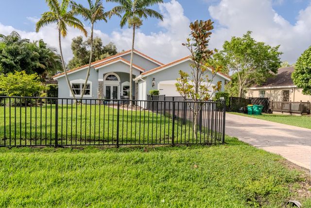 11420 NW 26th Street, Plantation, FL 33323