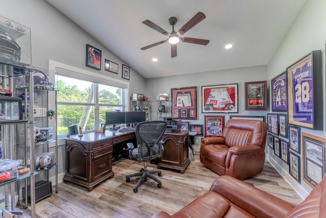 11420 NW 26th Street, Plantation, FL 33323