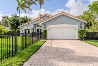 11420 NW 26th Street, Plantation, FL 33323