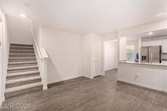 2833 Champagne Gold Avenue, North Las Vegas, NV 89086