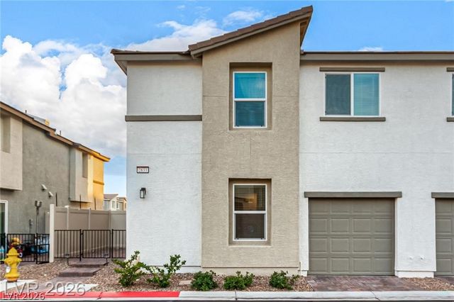 2833 Champagne Gold Avenue, North Las Vegas, NV 89086