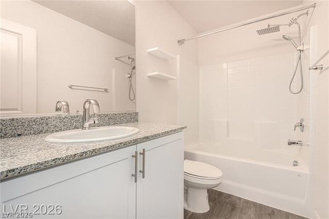 2833 Champagne Gold Avenue, North Las Vegas, NV 89086