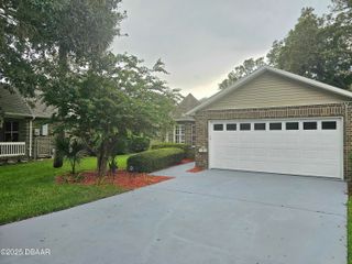 6 Oak Village Drive, Ormond Beach, FL 32174
