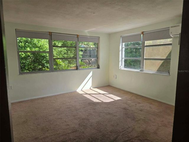 5605 DOLORES, Holiday, FL 34690