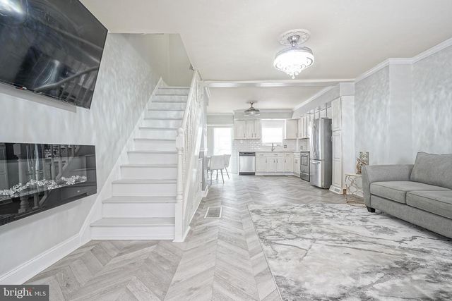 1208 W OREGON AVE, Philadelphia, PA 19148