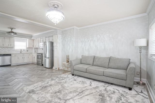 1208 W OREGON AVE, Philadelphia, PA 19148