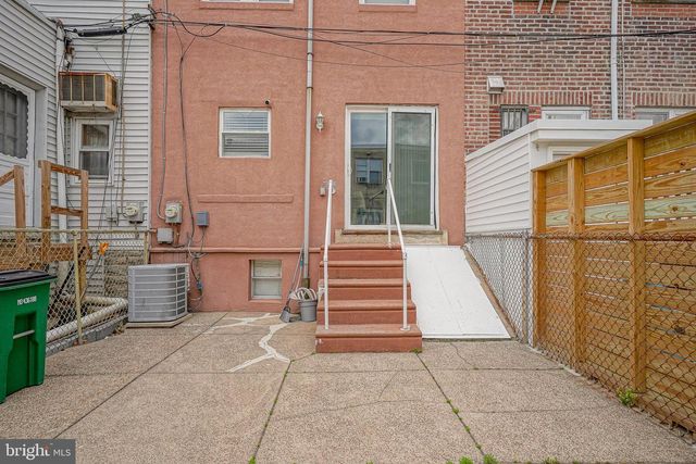 1208 W OREGON AVE, Philadelphia, PA 19148