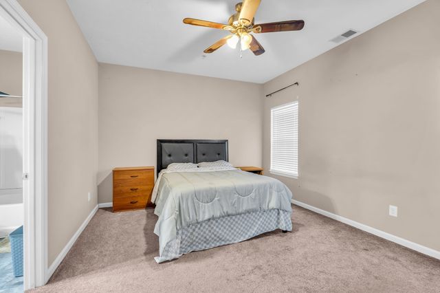 704 Silverhill Dr, Murfreesboro, TN 37129