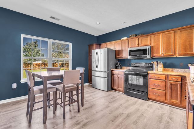 704 Silverhill Dr, Murfreesboro, TN 37129