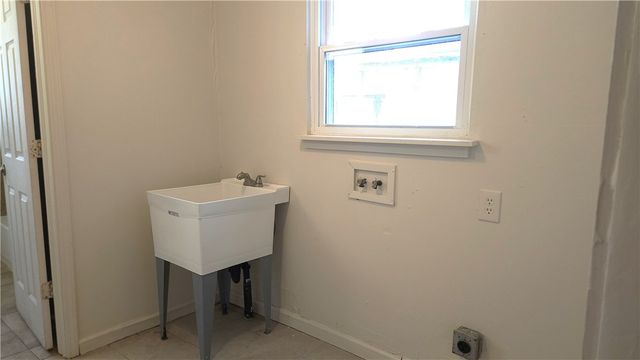 1352 Herman Street, Troy Hill, PA 15212