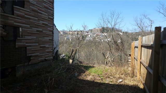 1352 Herman Street, Troy Hill, PA 15212