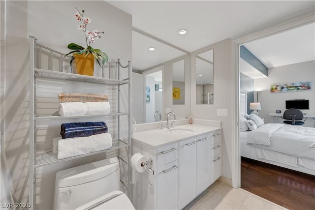 322 Karen Avenue 2105, Las Vegas, NV 89109