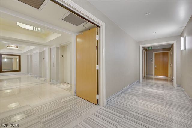322 Karen Avenue 2105, Las Vegas, NV 89109