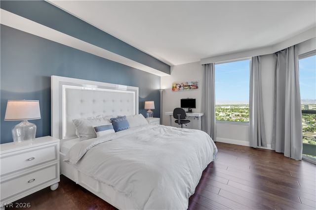 322 Karen Avenue 2105, Las Vegas, NV 89109