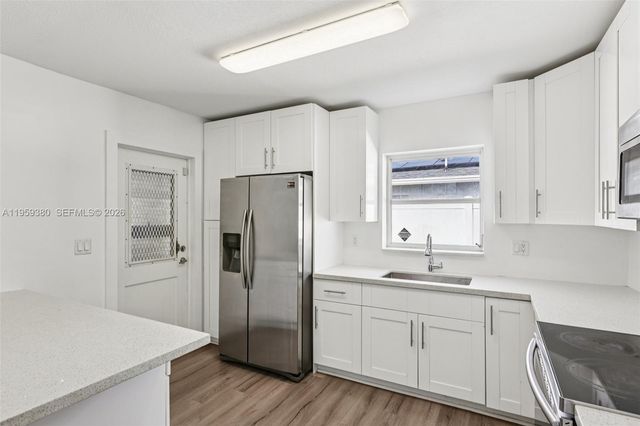 2720 NE 25th Ter, Boca Raton, FL 33431