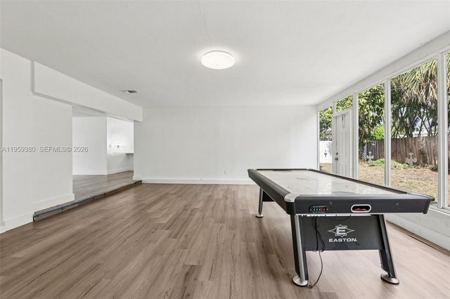 2720 NE 25th Ter, Boca Raton, FL 33431