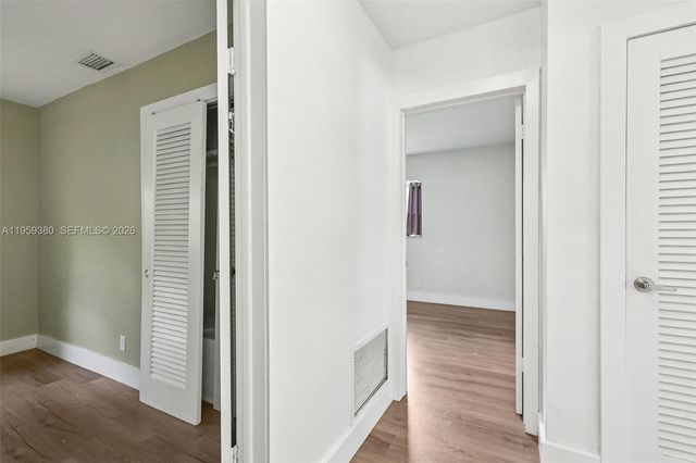 2720 NE 25th Ter, Boca Raton, FL 33431