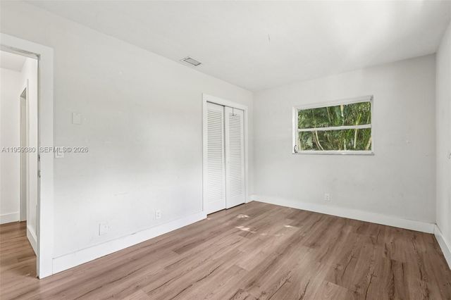 2720 NE 25th Ter, Boca Raton, FL 33431