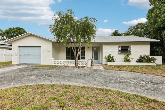 2720 NE 25th Ter, Boca Raton, FL 33431