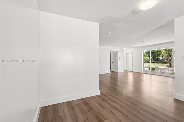 2720 NE 25th Ter, Boca Raton, FL 33431