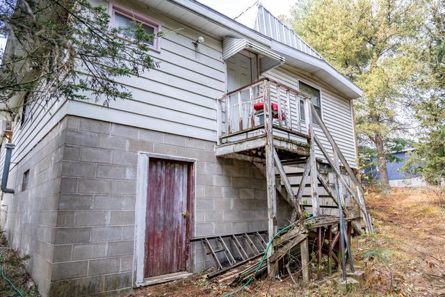 2434 Hillcrest Avenue, Friendship, WI 53934