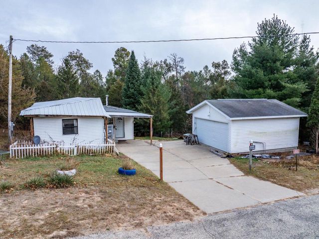 2434 Hillcrest Avenue, Friendship, WI 53934