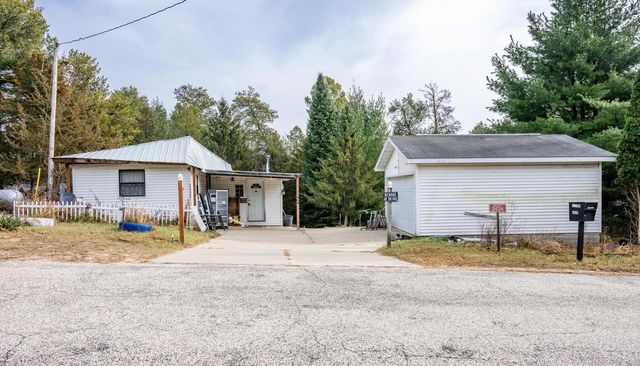 2434 Hillcrest Avenue, Friendship, WI 53934