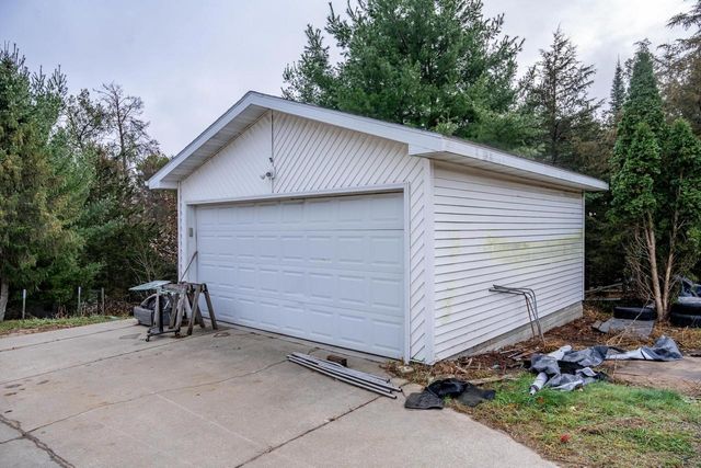 2434 Hillcrest Avenue, Friendship, WI 53934