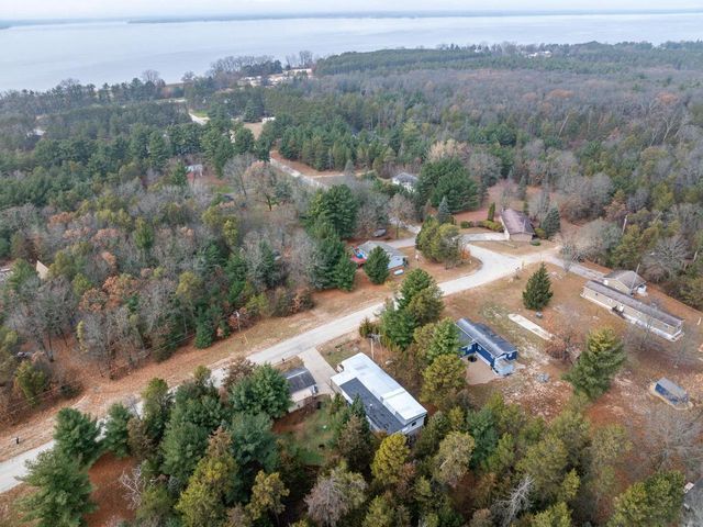 2434 Hillcrest Avenue, Friendship, WI 53934