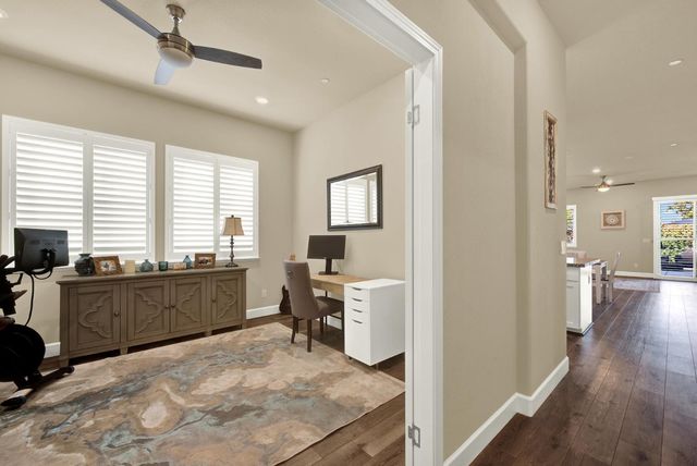 5137 Creekhollow Way, Roseville, CA 95747