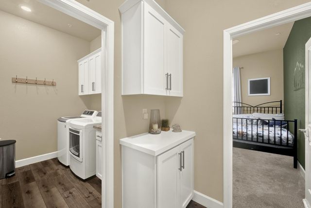5137 Creekhollow Way, Roseville, CA 95747