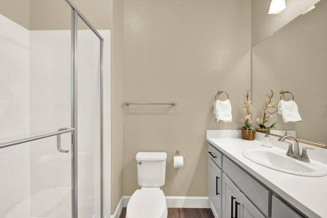 5137 Creekhollow Way, Roseville, CA 95747