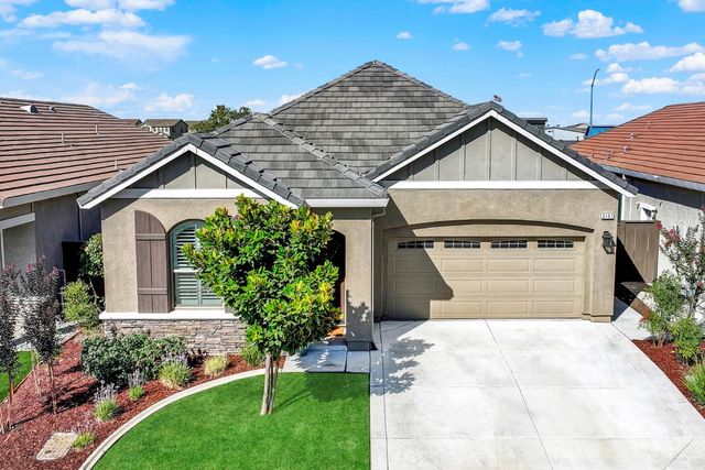 5137 Creekhollow Way, Roseville, CA 95747