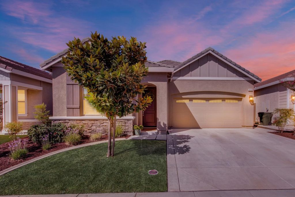 5137 Creekhollow Way, Roseville, CA 95747
