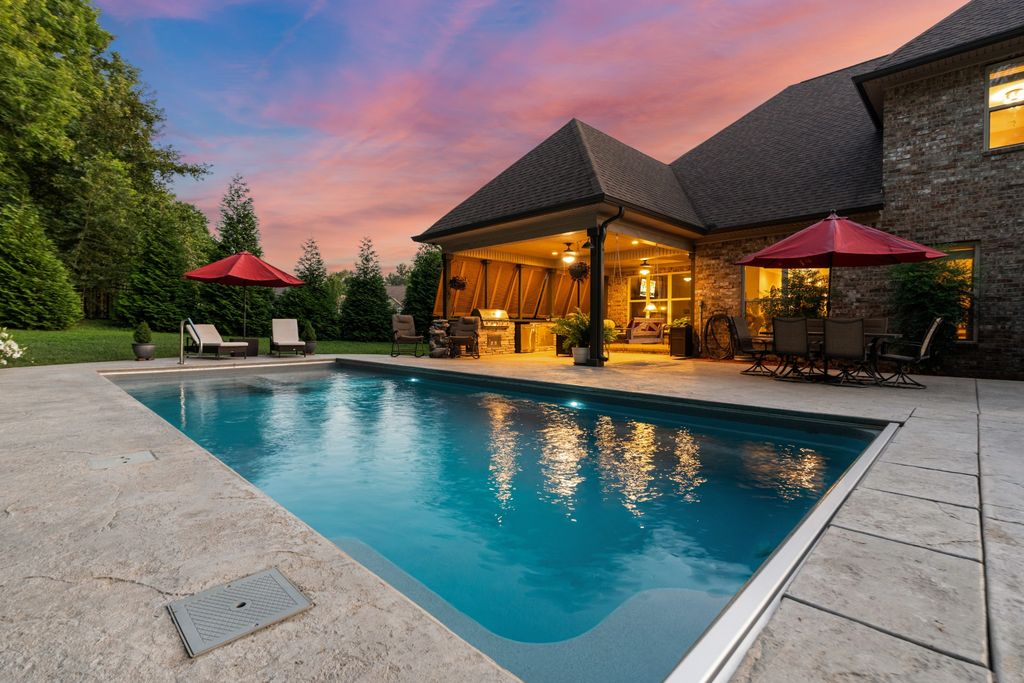 315 Fawns Pass, Lebanon, TN 37087