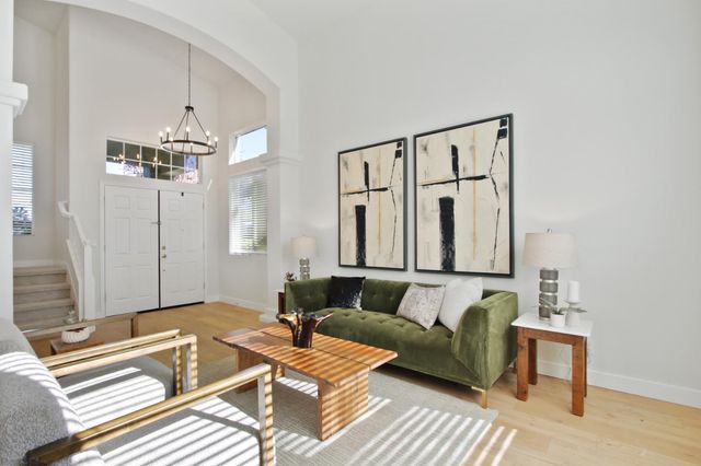 1839 Bonhill Dr, Folsom, CA 95630