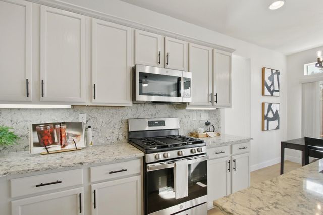 1839 Bonhill Dr, Folsom, CA 95630