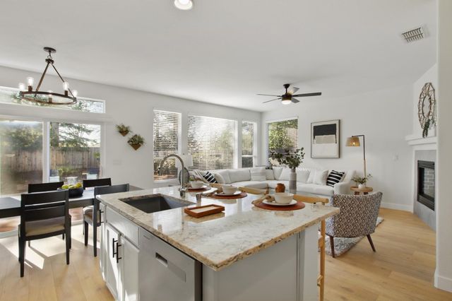 1839 Bonhill Dr, Folsom, CA 95630