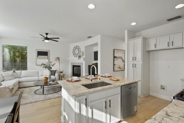 1839 Bonhill Dr, Folsom, CA 95630