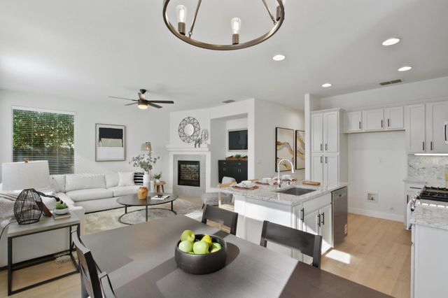 1839 Bonhill Dr, Folsom, CA 95630